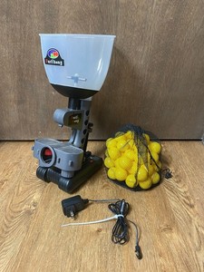 Furlihong Baseball Pitching Machine, Use Ping Pong Size Training Balls