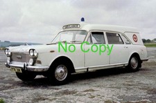 AUSTIN 3 LITER, ENGLISCHER KRANKENWAGEN UM 1980 ....... FOTO (10x15 CM)