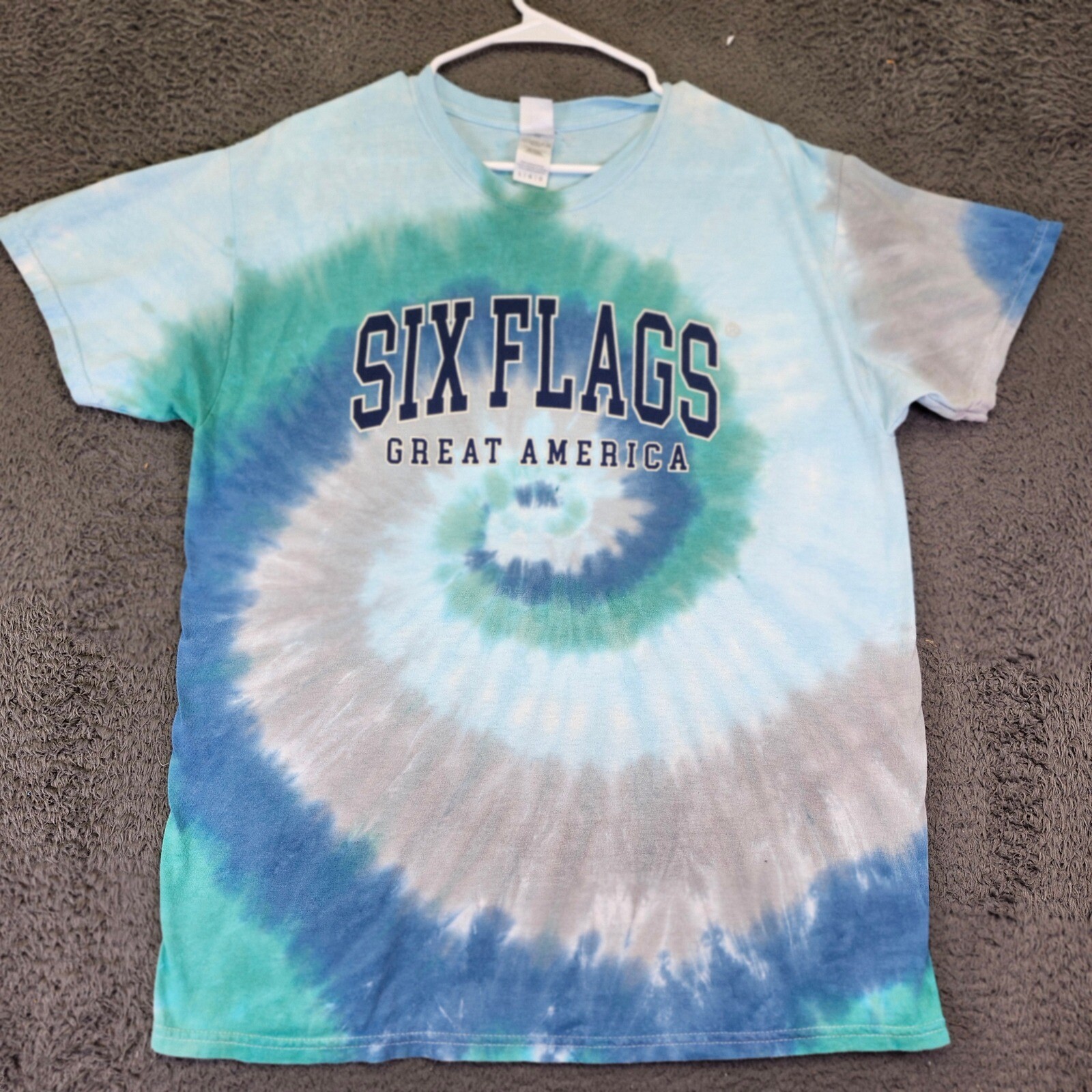 Six Flags Great America Tie Dye Graphic Tee in Size Large