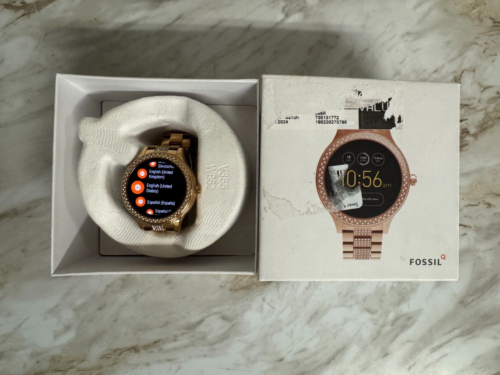 Fossil Gen 3 Smartwatch Q Venture Model DW5A Rosegold with Crystals Works Great!