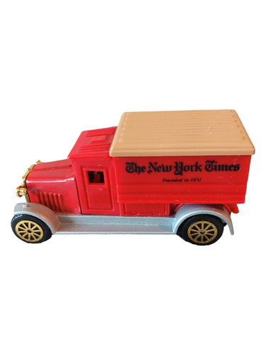 Reader's Digest Collector's Set of Classic Trucks Set of 4 Trucks w/Original Box - Picture 4 of 8