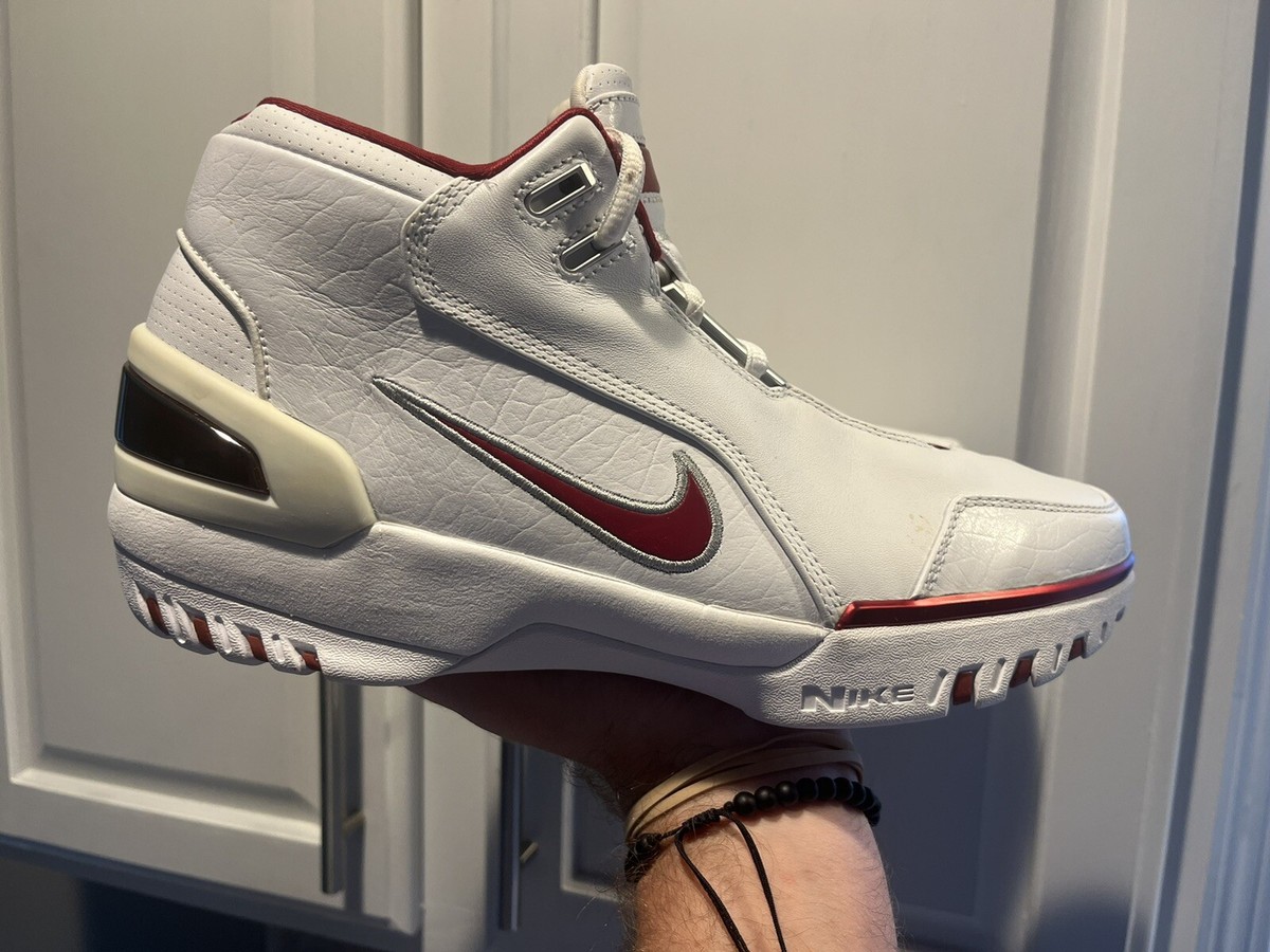 nike  ハンチング NICOLE SPORTS】サイドパンチング スニーカー｜スニーカー