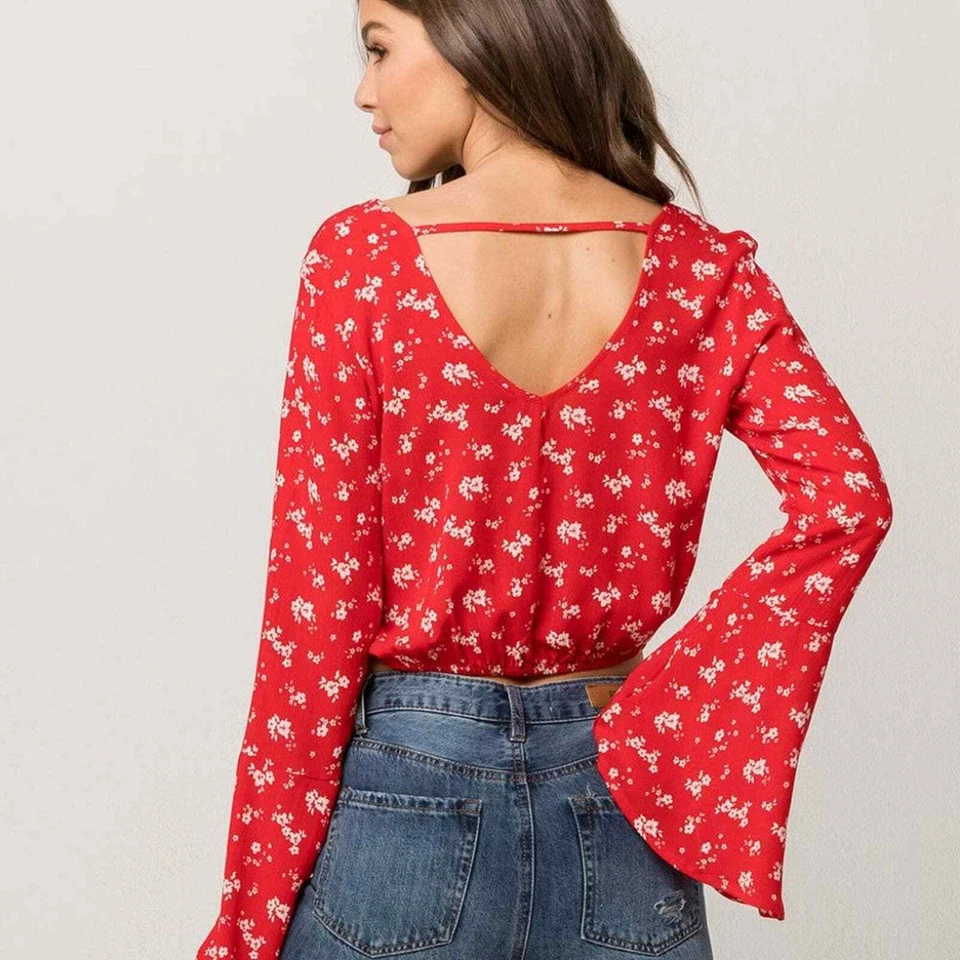 FULL TILT Floral Bell Sleeve Top Red V-Neck V-Back Strap Cropped Tie Size M - Image 2 of 4
