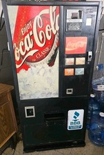 COCA-COLA VENDING MACHINE VINTAGE COLLECTIBLE