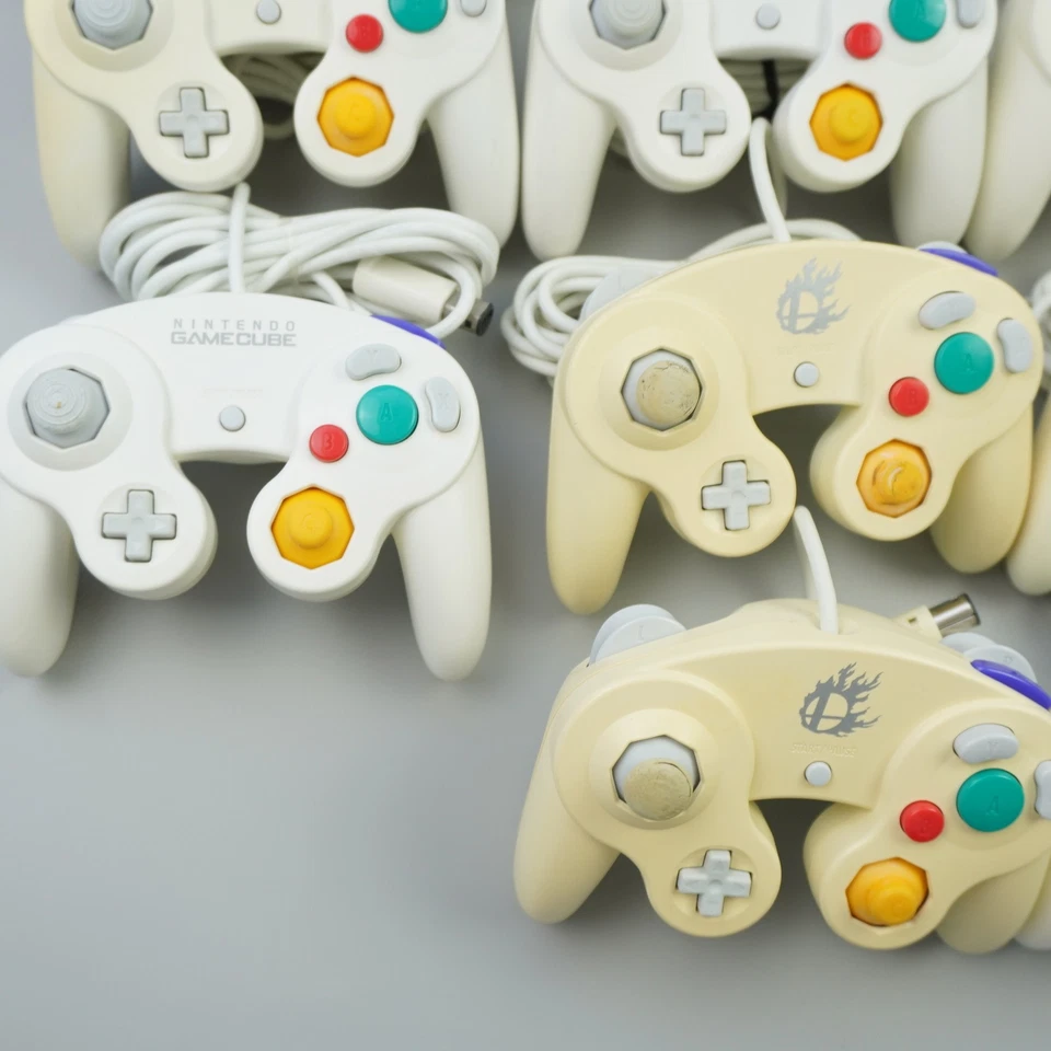 Lot of 14 Nintendo GameCube Controller White Gamepad GC Official #5610 - Image 4 of 4