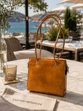 Borsa a mano Emporio Armani EA in pelle marrone borsa a tracolla con dust bag vintage