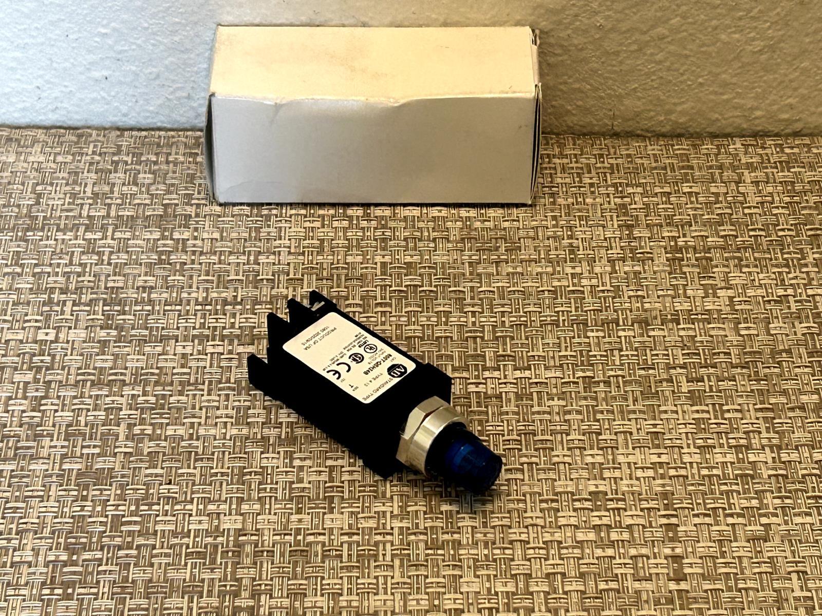 New! Allen Bradley 800T-QSH24B Pilot Light LED Blue Cap 24V AC/DC Free Shipping!