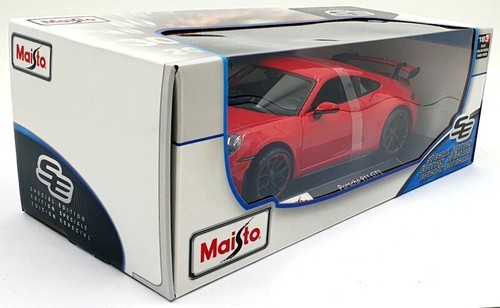 Maisto 1/18 Scale Diecast 46629 - Porsche 911 GT3 - Red - Picture 5 of 5