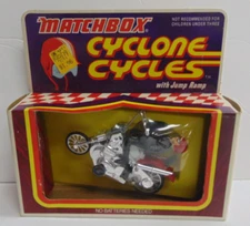 Vintage 1973 Lesney Cyclone Cycles w ramp NEW in open original box RARE MATCHBOX