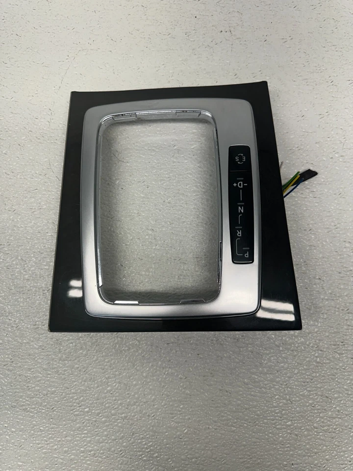 Заводская рамка селектора автоматической коробки передач для Mercedes BENZ C300 12–13 годов выпуска от оригинального производителя - Изображение 2 из 4