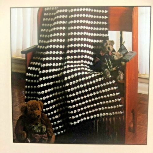A Year of Afghans Book 10 Ten Crochet Patterns 12 Georgeous Designs Leisure Arts - Picture 5 of 8