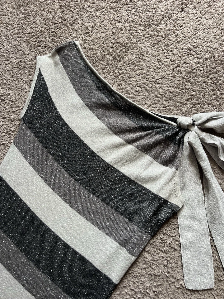 Y2K 2000s Charlotte Russe Top Túnica de rayas grises medianas sin mangas Tie Grunge VTG Foto 3 de 4