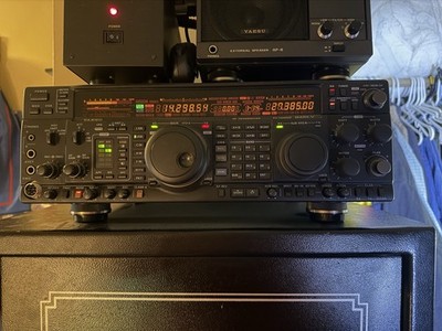 Yaesu FT-1000MP Mark V 200W Transceiver, FP-29 Power Supply SP-6 External Spkr