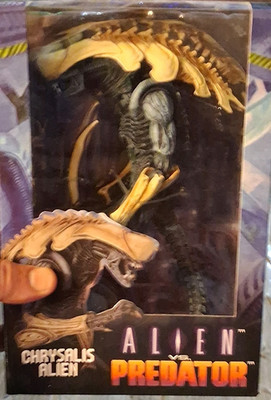 AVP Chrysalis Alien Collectible Figure