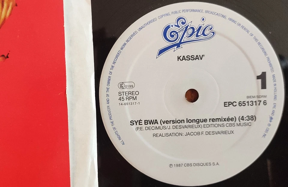 DISQUE VINYLE MAXI 45t 12" KASSAV' « Syé bwa » ZOUK HOLLAND 1987 - Photo 2/3