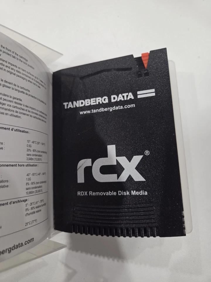 Cartucho de medios de disco extraíble Tandberg Data RDX 1TB - Modelo 8586-01-RDX -... Foto 2 de 4