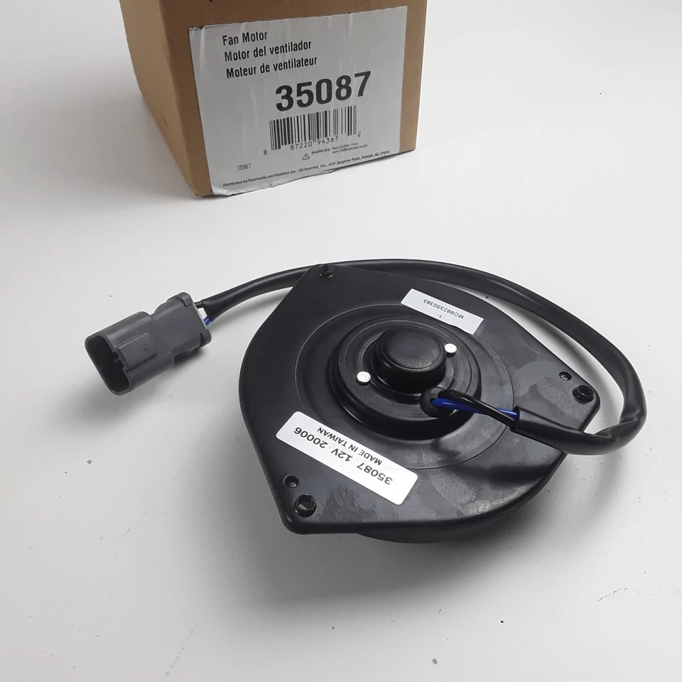 Four Seasons 35087 A/C Condenser Fan Motor Fits Honda CR-V Element (2002-2006) - Image 3 of 4