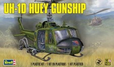Revell 5536 Bell UH-1D Huey Gunship 1/32 Scal...