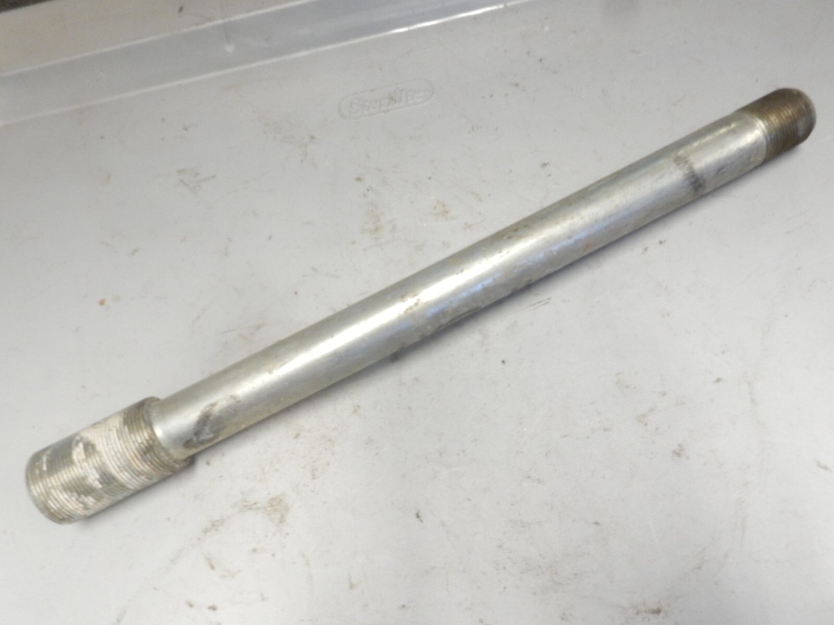 Swing Arm Shaft Fits: Kawasaki 1996-2003 ZX750 1994-2003 ZX900