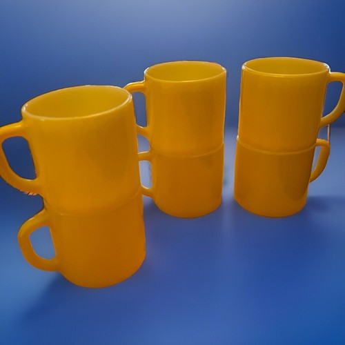 Federal Glass Yellow Mugs - Picture 3 of 6