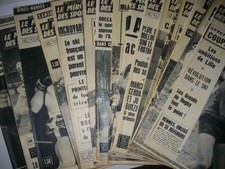 lot miroir des sport 1965 foot rugby et autre  15 numeros vendu en l etat