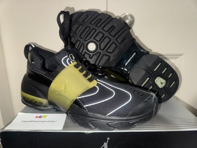 ORIGINAL 2000 Jordan Trunner Bubble  Mens size 8  Blk/Blk-Met Slvr 136055-002 DS