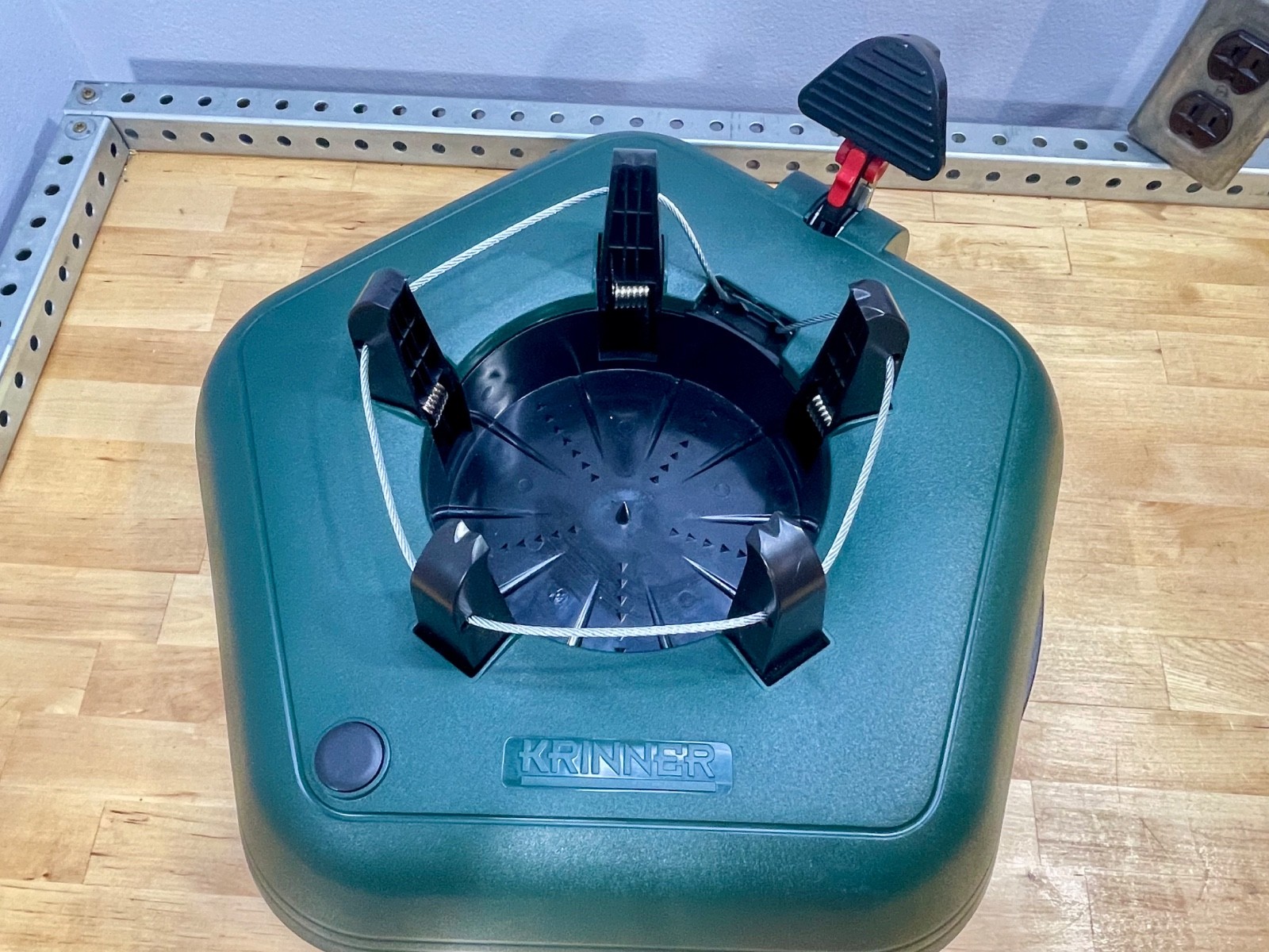 NEW Large Krinner Genie L Christmas Tree Stand No Assembly Easy Setup 8ft Trees