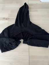 Women  s Cropped Black Hoodie Women  s Size Small Great For Being Active 