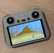DJI RC Smart Controller RM330 Compatible with Mavic 3, Mini 3 Pro, Air 2S