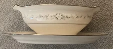 Noritake Ivory China Gravy Boat with Attached Underplate Heather #7548