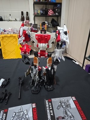 Transformers Combiner Wars Superion Mint Complete W/Slingshot 3P Feet And Hands!
