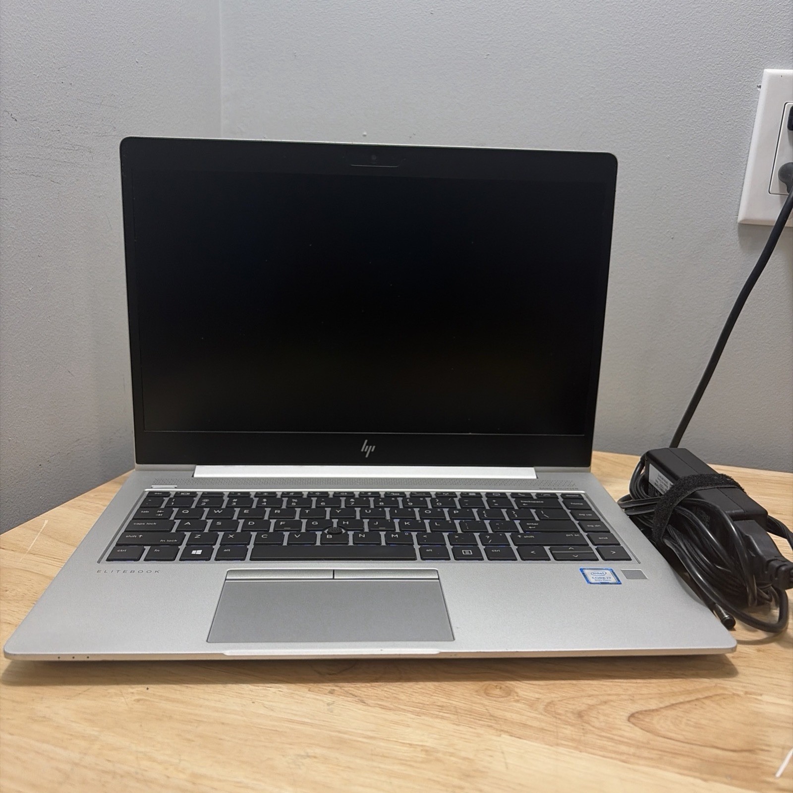 HP EliteBook 840 G5, 14-Inch Laptop, with INTEL CORE I7-8550U, 256 GB SSD (Solid State Drive), Windows 11 Pro