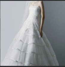 Oleg Cassini wedding dress