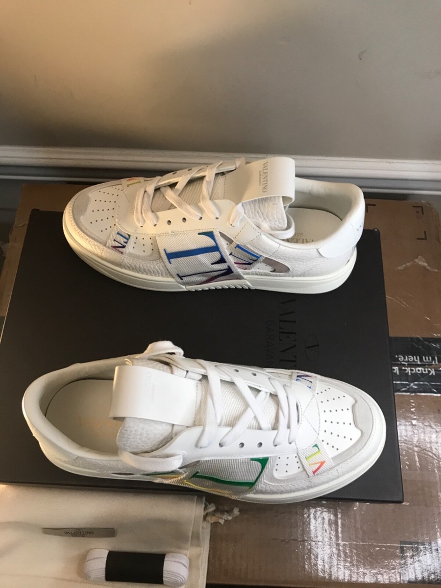 Valentino Garavani VL7N Low Allover Print White Multi Valentino Garavani VL7N Low Allover Print White Multi