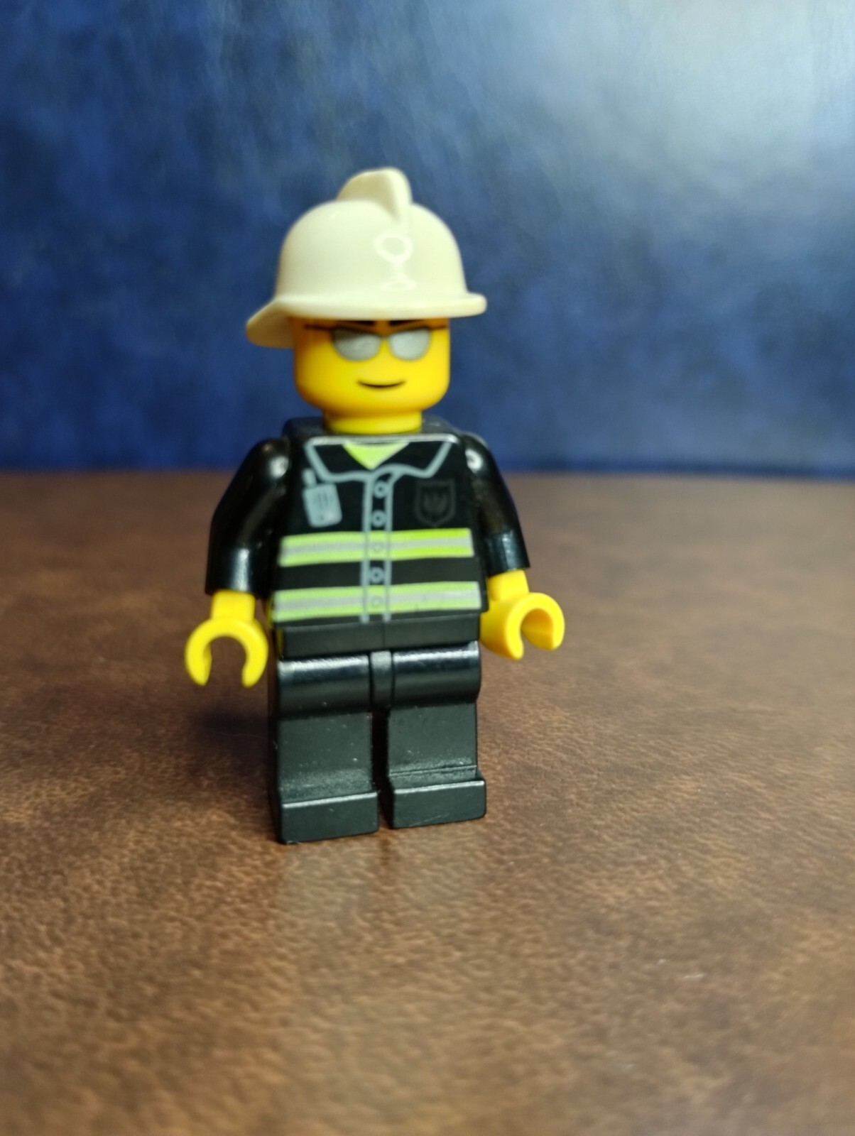 LEGO Minifigures Personaggio Pompiere da SET 7945 #