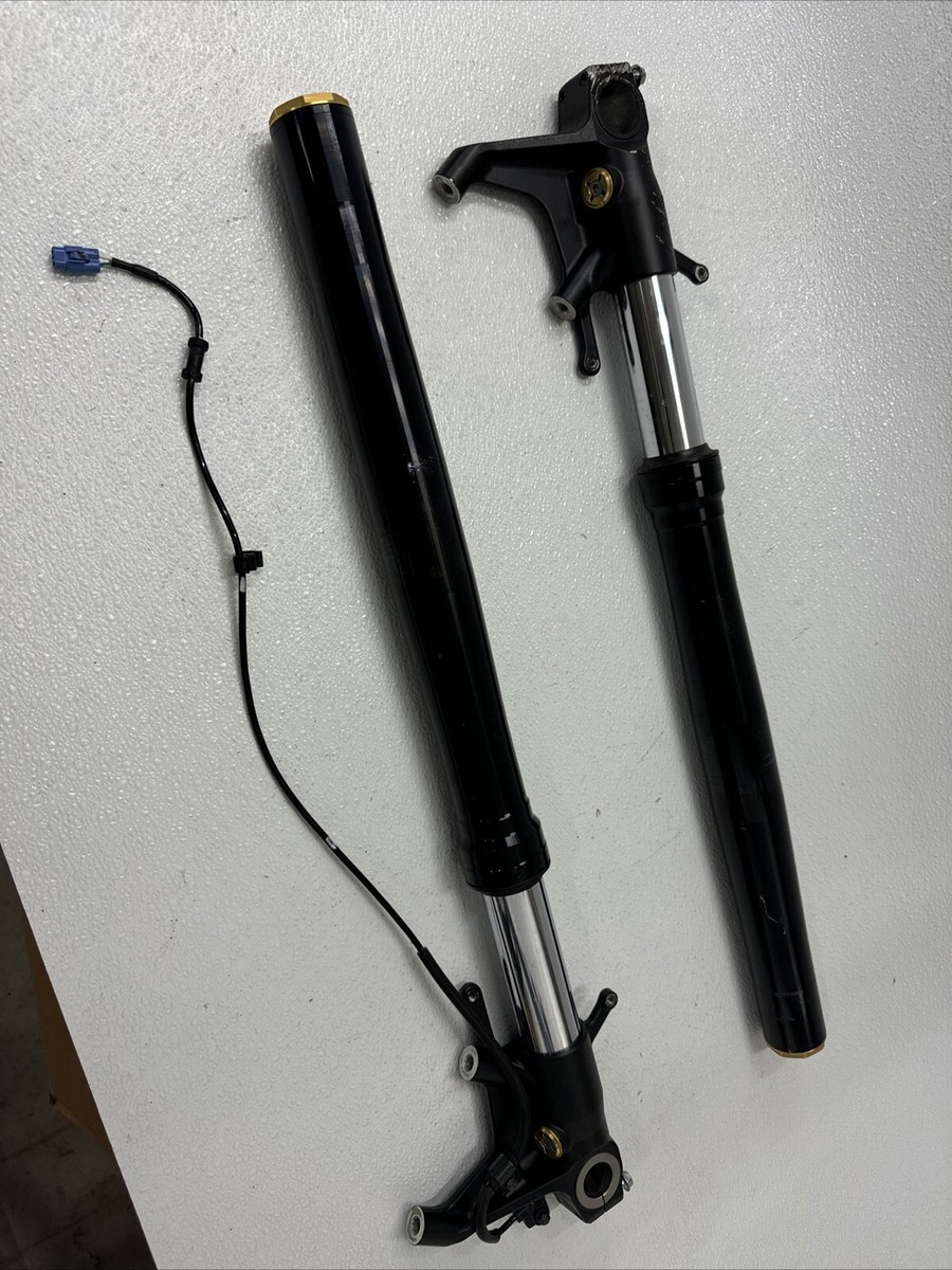 17-24 Suzuki GSXR 1000 Front End Forks Tubes Trees Damper