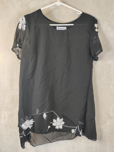 Tian Shun Women's Black Short Sleeve White Embroidered Shirt Top Size L Gothic