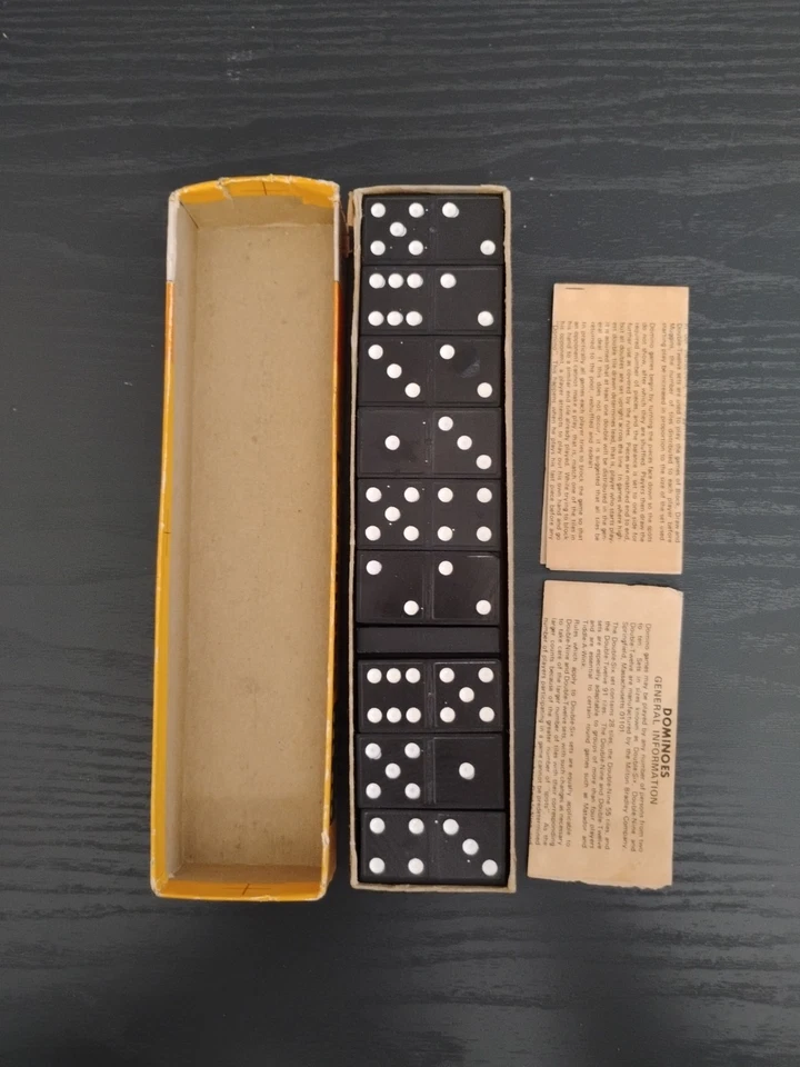 Milton Bradley 1970 Vintage Madera Dragón Doble Seis Dominó Juego Completo 28 piezas Foto 3 de 4