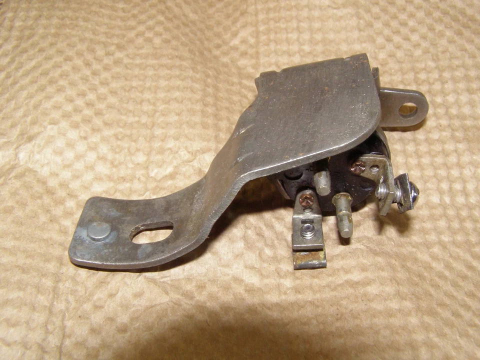 Pontiac Bonneville Catalina 1956 1957 interruptor de respaldo 55? Transmisión automática, reconstruida Foto 3 de 4