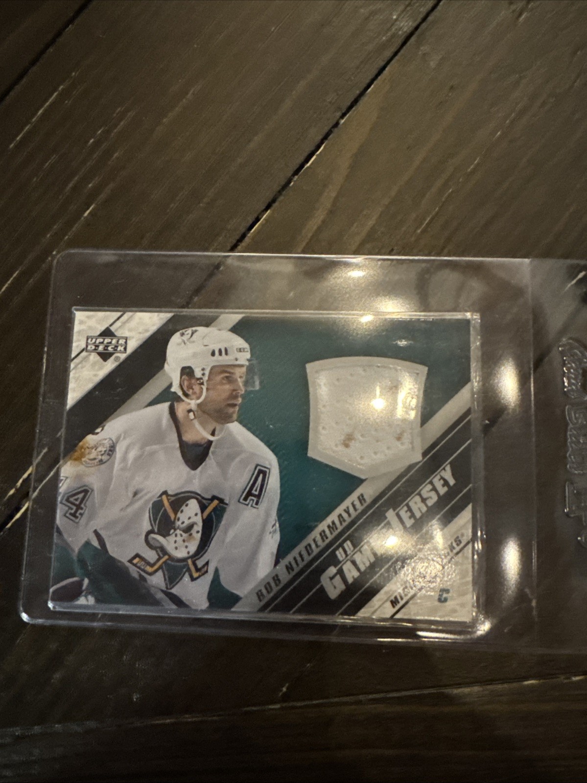 2005-06 Upper Deck - Ud Game Jersey Series 1 Rob Niedermayer #J-RN (MEM)