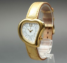 New Batt Exc 5 Yves Saint Laurent Heart White Gold 30mm Quartz Women's Watch