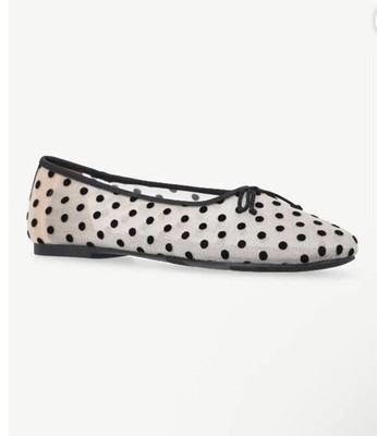 No Boundaries Women's Mesh Ballet Flats Color White/ Black New With Tag