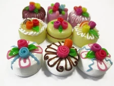 Dollhouse Miniatures Food Cakes 9 Mixed Color Rose Flower Cake 1.5 cm 16029