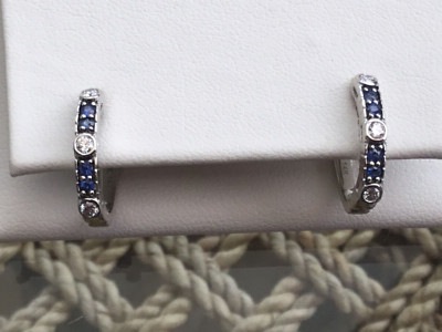 LE VIAN VINTAGE 14K WEISSGOLD BLAUE SAPHIR DIAMANTEN HUGGIES CREOLEN OHRRINGE