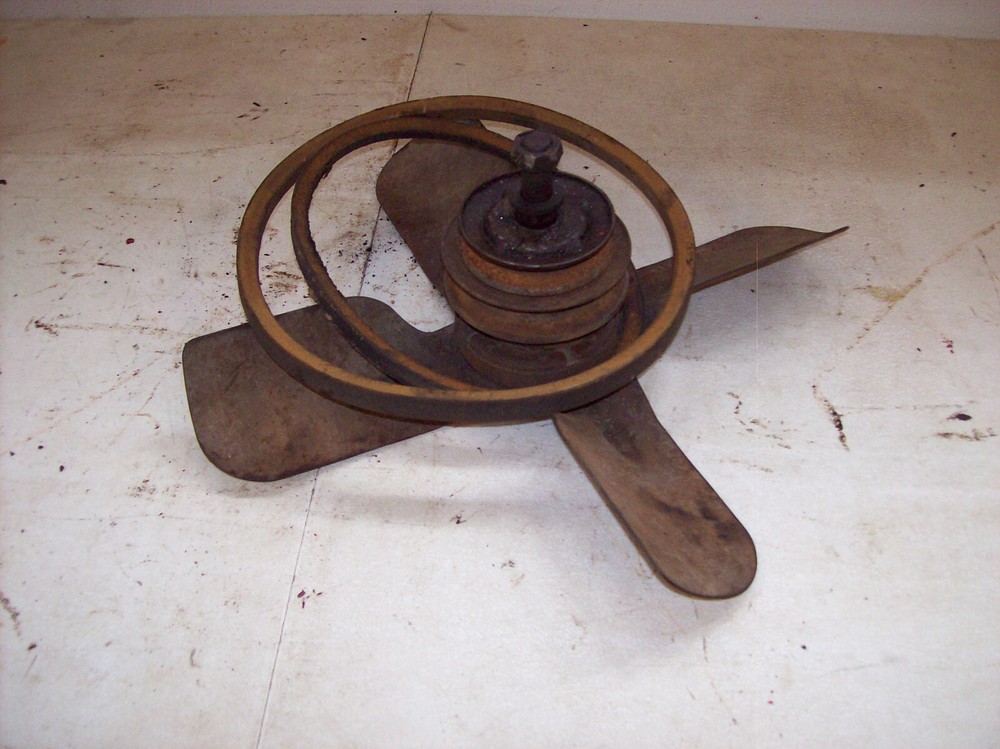IH SA Super A fan assembly with used belts