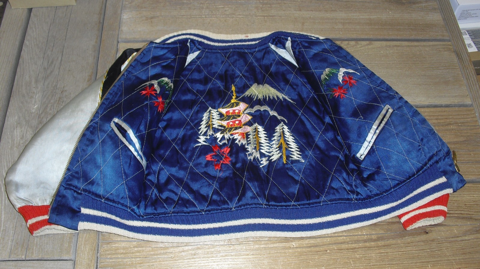 Picture 4 of 11