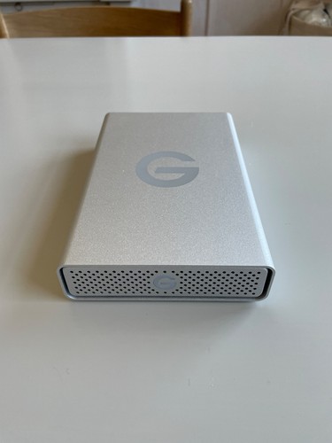 G-Technology G-DRIVE 4TB USB 3.0 External Hard Drive Silver 0G03594 - Afbeelding 2 van 5