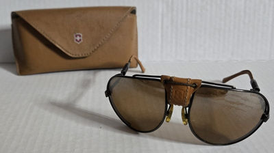 Vintage Swiss Army Marlboro Aviator 4000 SAS Sunglasses Black