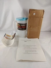 Vintage Blisscraft of Hollywood Pitcher w/ Scalloped Lid - 64 Ounce / 2 Quart