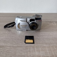 Olympus Camedia D-460 Zoom Digital Camera Silver 1.3MP Autofocus 3x Optical Zoom